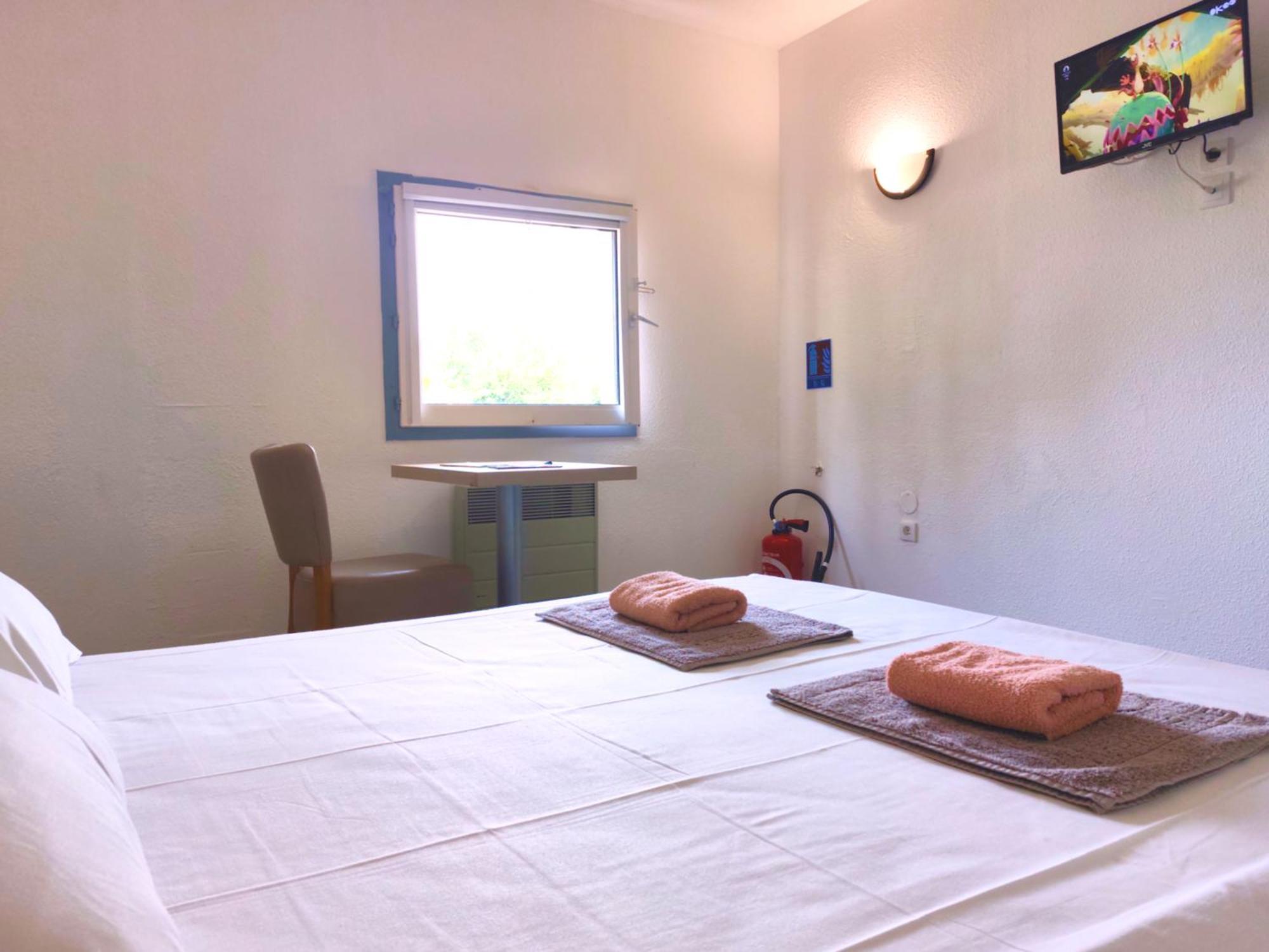 Hotel La Voile Bleue La Richardais Екстериор снимка
