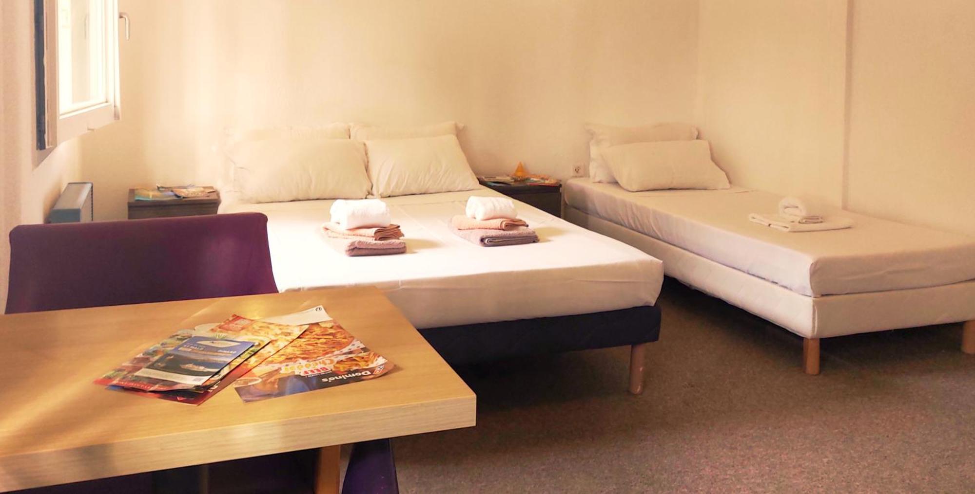 Hotel La Voile Bleue La Richardais Екстериор снимка
