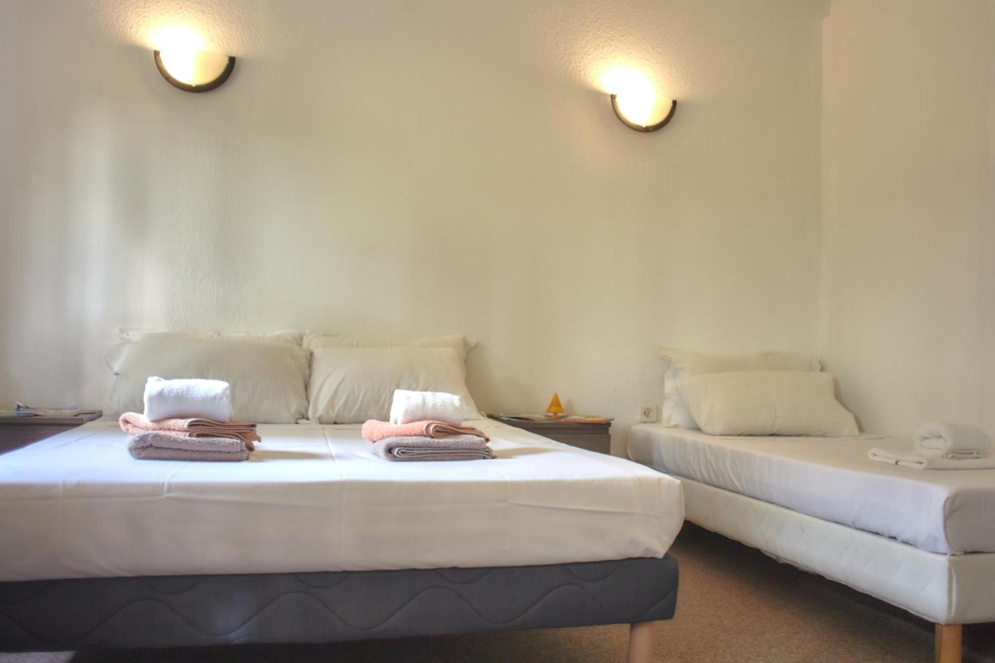 Hotel La Voile Bleue La Richardais Екстериор снимка