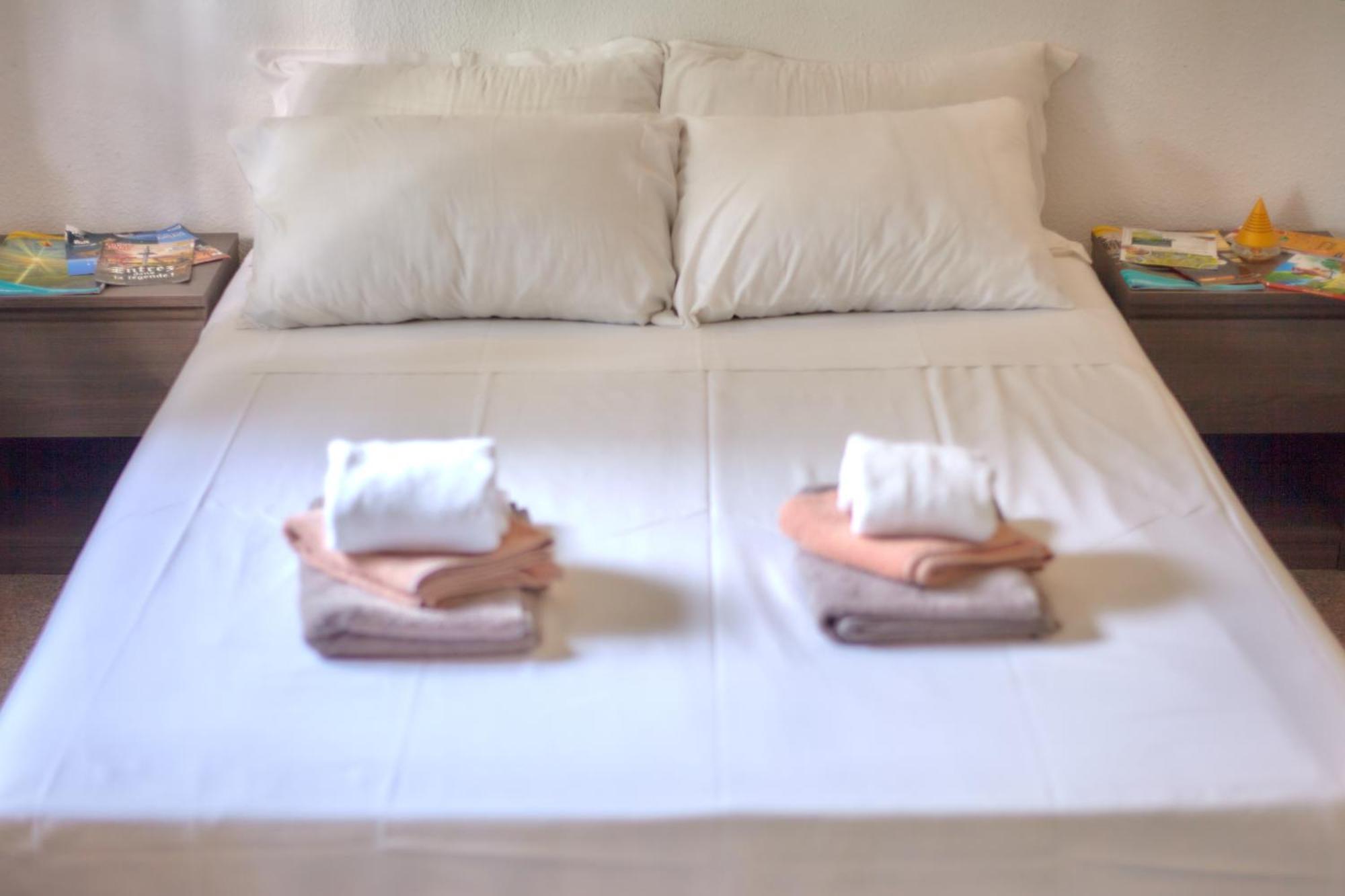 Hotel La Voile Bleue La Richardais Екстериор снимка