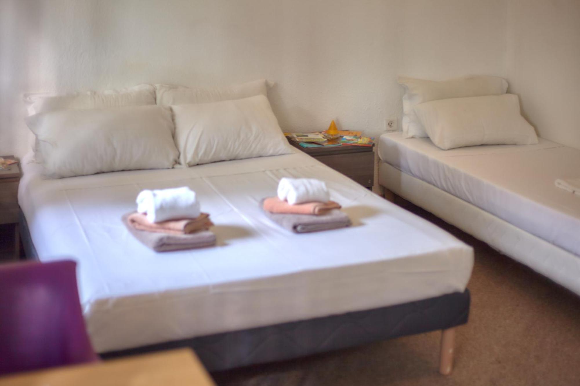 Hotel La Voile Bleue La Richardais Стая снимка