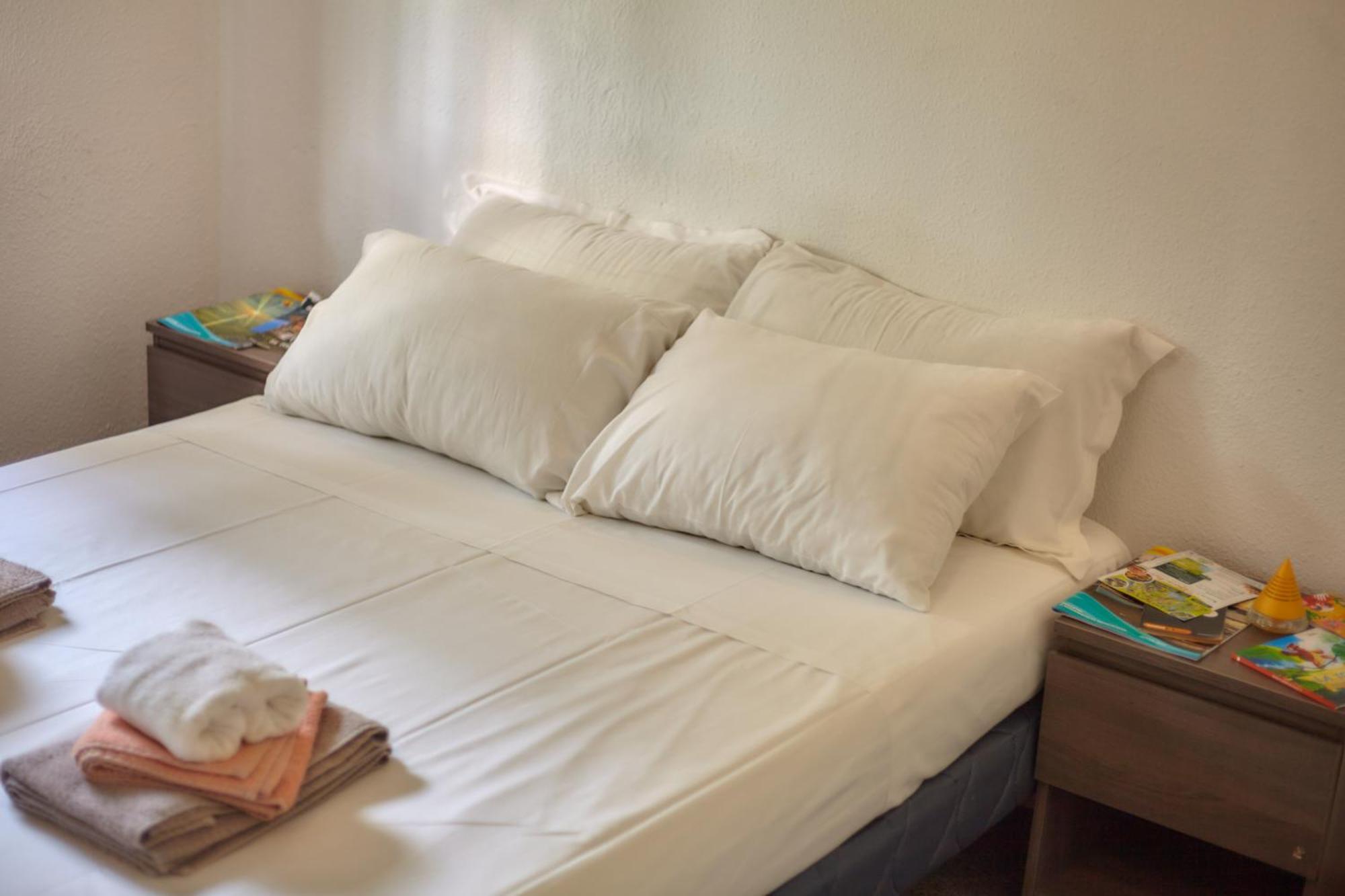 Hotel La Voile Bleue La Richardais Стая снимка