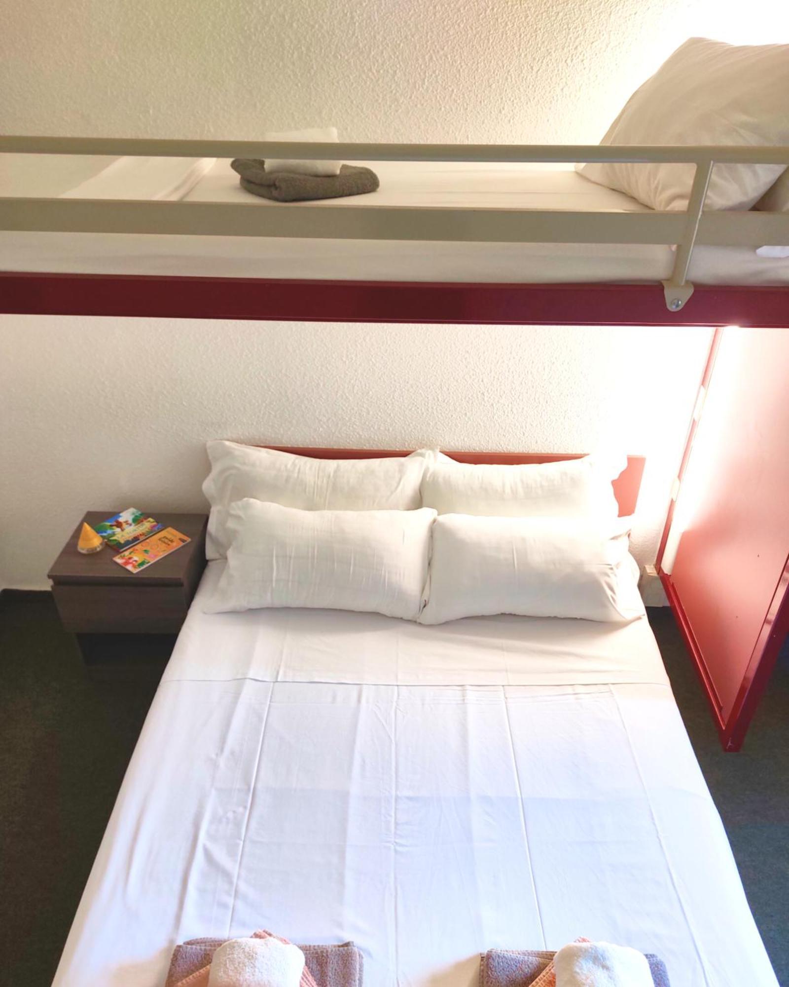 Hotel La Voile Bleue La Richardais Екстериор снимка