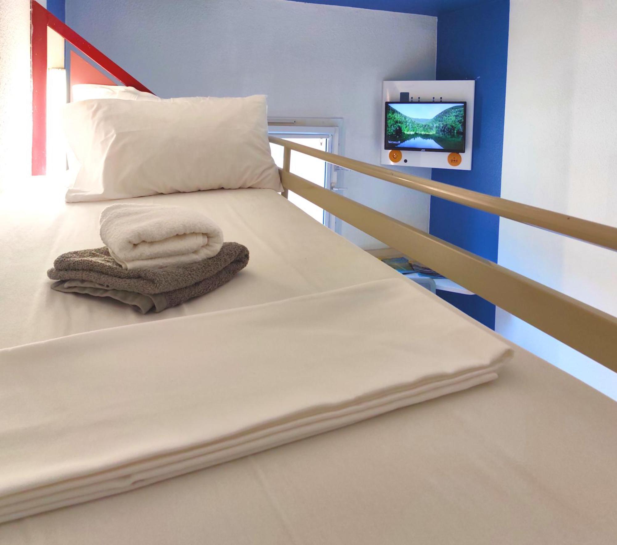 Hotel La Voile Bleue La Richardais Екстериор снимка