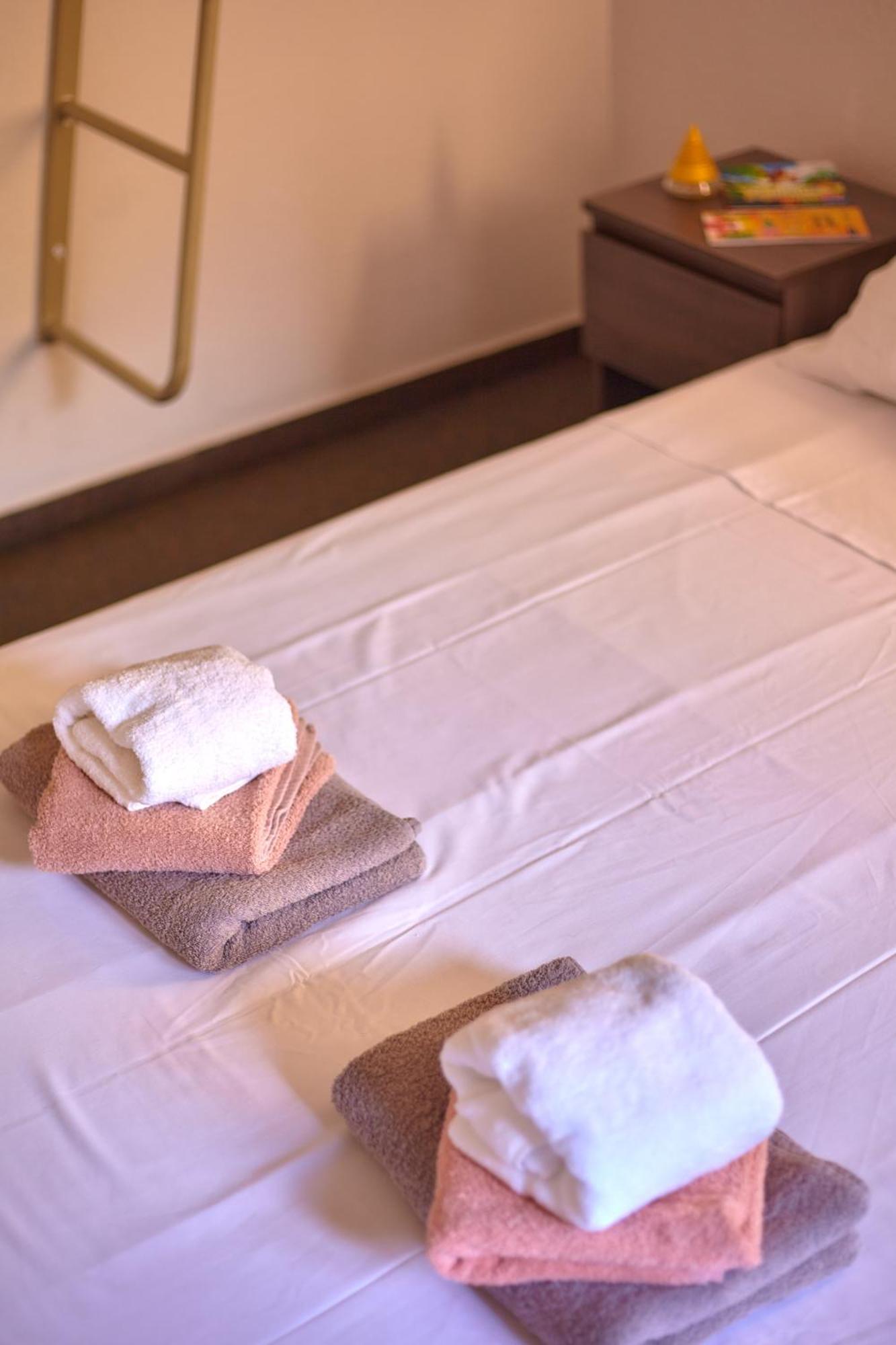 Hotel La Voile Bleue La Richardais Стая снимка